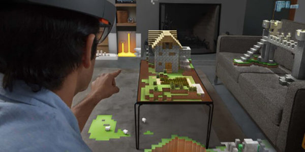 Minecraft-HoloLens-700x350